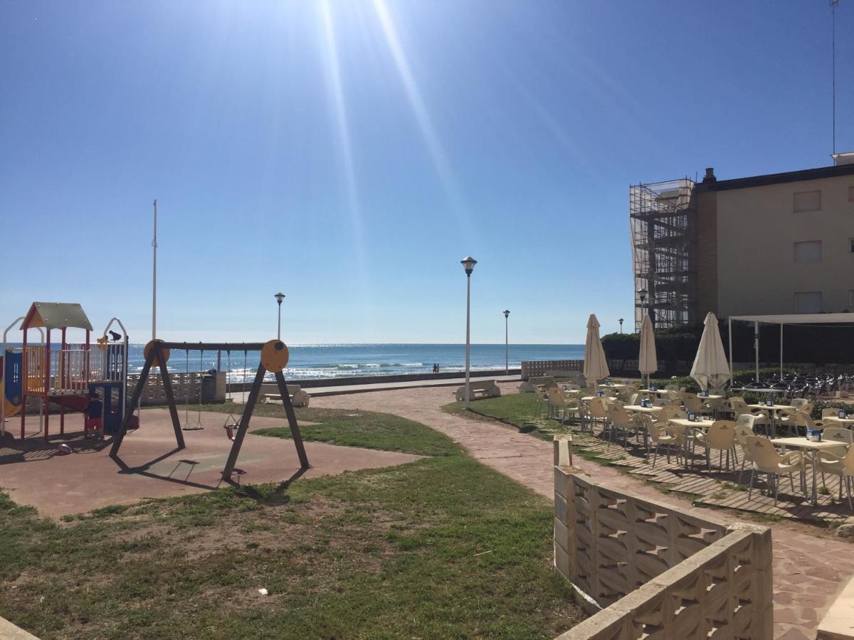 High-Floor Bright Apartment With Sea Views 마레니 블라우 외부 사진